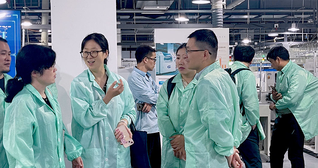 生态环境部大气司一行来访谱育科技考察调研